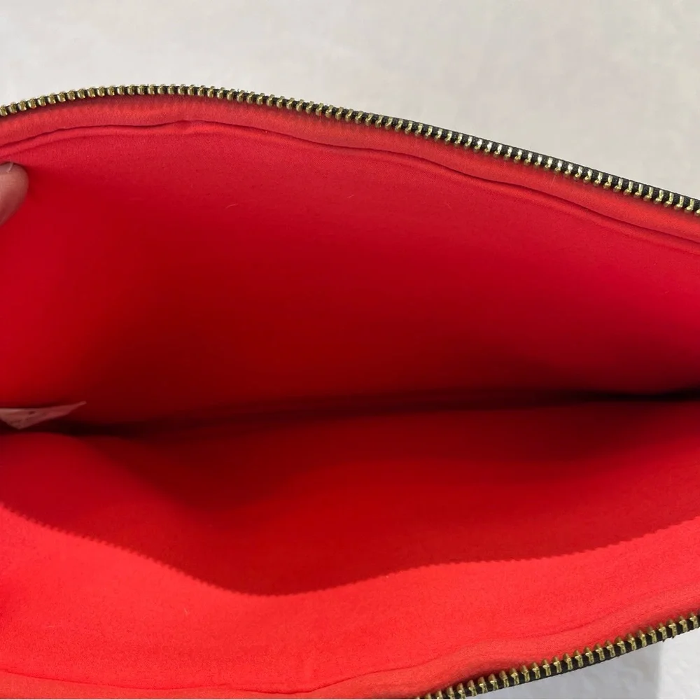 KATE SPADE LAPTOP BAG. BLUE   RED, WHITE POLKA-DOT